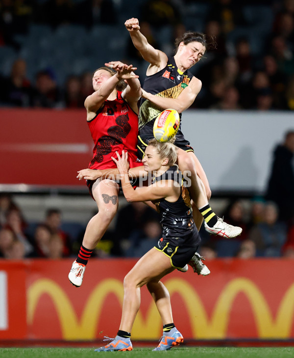Photographers Choice - AFLW 2023 Round 07 - A-43743549