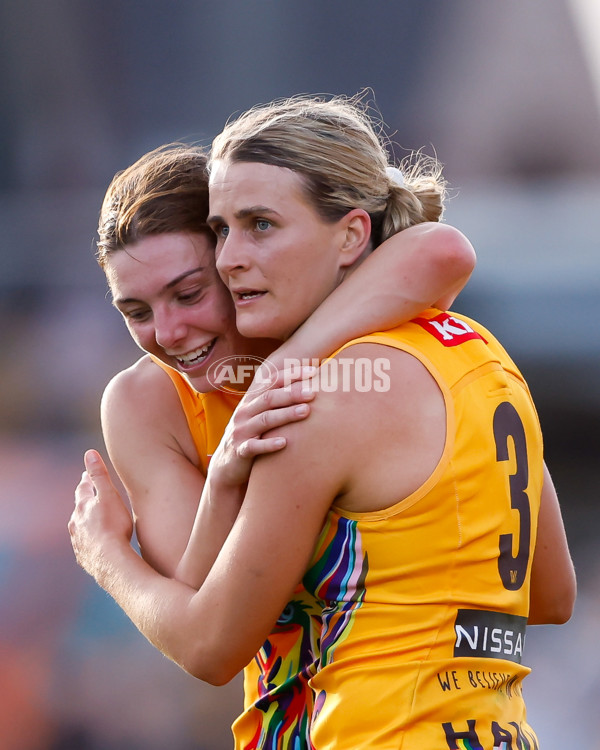 Photographers Choice - AFLW 2023 Round 09 - A-44954110