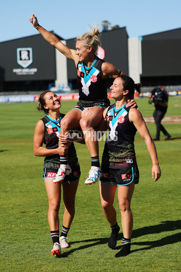 Photographers Choice - AFLW 2023 Round 10 - A-45021033