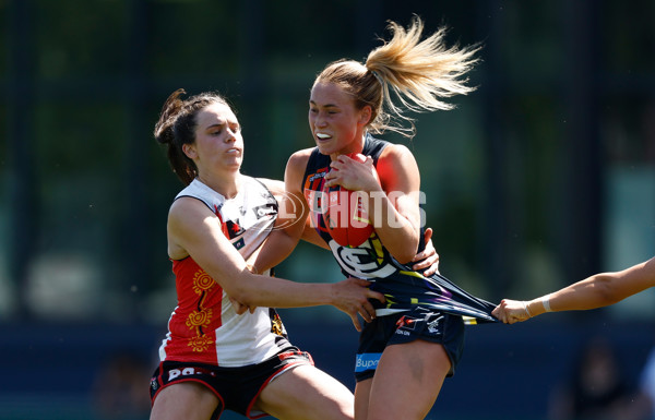 Photographers Choice - AFLW 2023 Round 10 - A-45022600