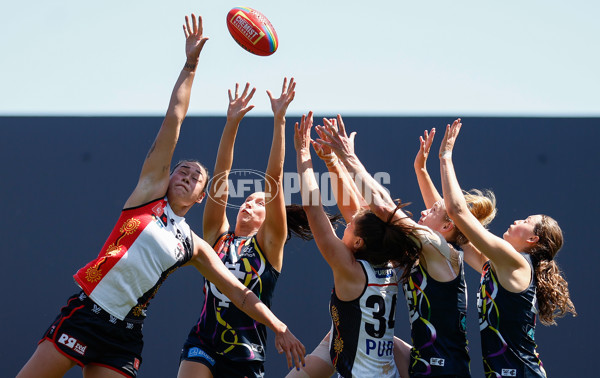 Photographers Choice - AFLW 2023 Round 10 - A-45022601